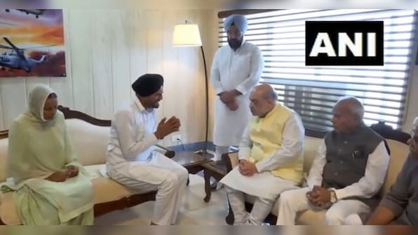 Sidhu Moose Wala murder: Amit Shah meets singer's family in Chandigarh