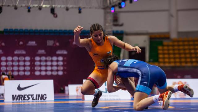 World Wrestling Championships: Neha Sharma goes down fighting in bronze-medal round; Divya Kakran, Sarita Mor exit World Wrestling Championships: Neha Sharma goes down fighting in bronze-medal round; Divya Kakran, Sarita Mor exit