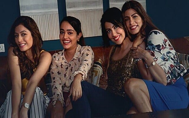 Still from Udan Patolas