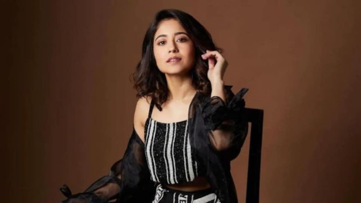 Happy Birthday Golu Gupta aka Shweta Tripathi: A look at her best roles in films, web series