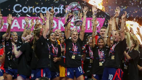 Alex Morgan scores decisive penalty as USA beat Canada for CONCACAF title, 2024 Olympics berth