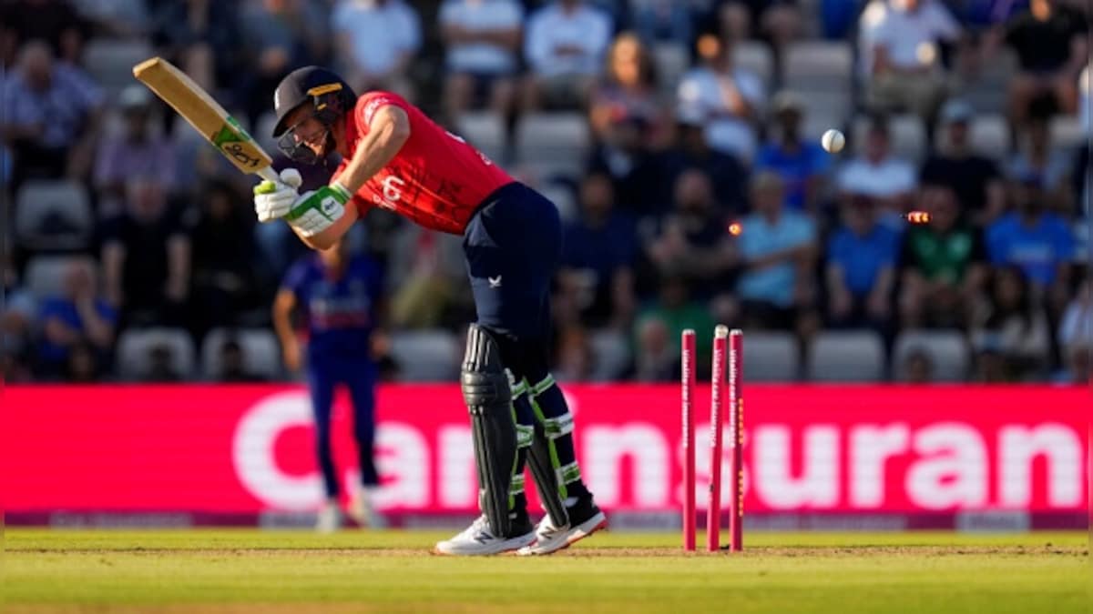 Watch: Bhuvneshwar Kumar cleans up Jos Buttler for a golden duck with a beauty