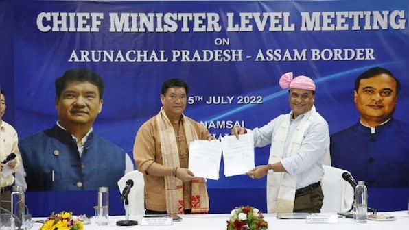 Assam, Arunachal Pradesh CMs sign pact to resolve border dispute
