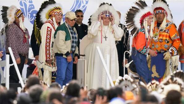 Pope Francis wearing full indigenous headdress stirs deep emotions in Canada