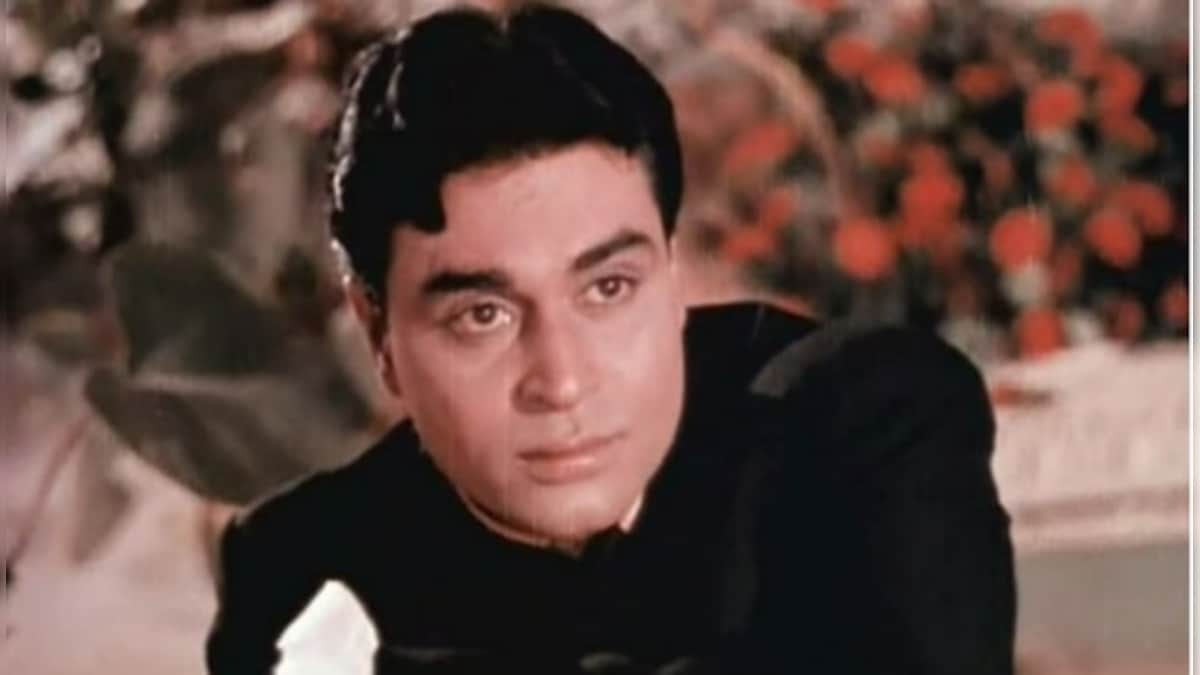 Remembering legendary actor Rajendra Kumar on his 23rd death anniversary: Playlist of hit tracks