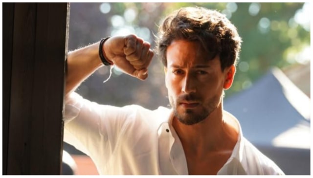 Akshay Kumar hails Tiger Shroff as the khiladi of Gen Z on Koffee with Karan Akshay Kumar hails Tiger Shroff as the khiladi of Gen Z on Koffee with Karan