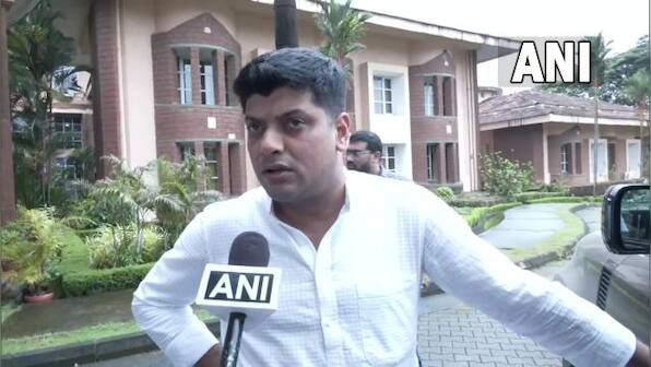 After staving off split, Goa Congress files petitions with Speaker to disqualify MLAs Lobo, Kamat