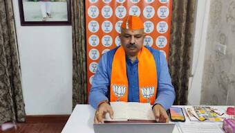 After Arvind Kejriwal slammed PM Modi's 'revadi' remark, BJP's Adesh Gupta challenges Delhi CM for debate