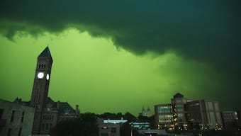 What's derecho – the storm that caused US skies to turn green