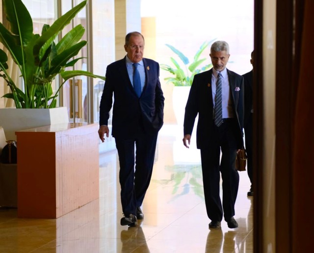 Jaishankar meets his Russian counterpart Sergey Lavrov, discusses Ukraine conflict and Afghanistan Jaishankar meets his Russian counterpart Sergey Lavrov, discusses Ukraine conflict and Afghanistan