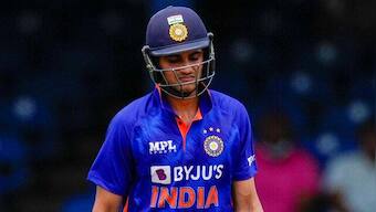 Watch: Shubman Gill's 'Dilscoop' goes wrong, bizarre dismissal goes viral