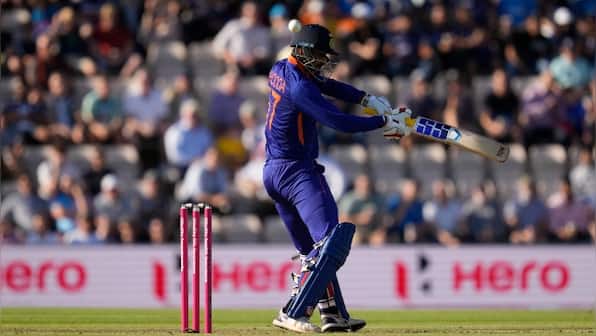 India vs England: Graeme Swann suggests India open with Virat Kohli, and continue with ‘B team’ in the second T20I
