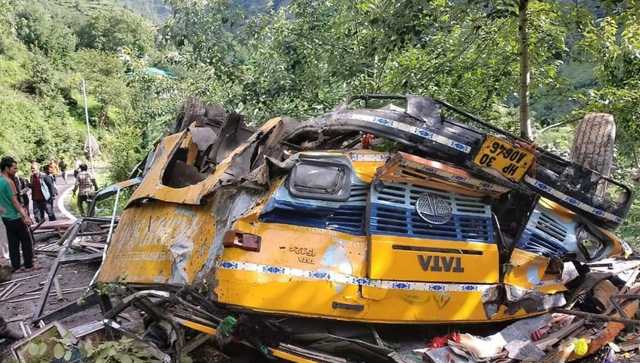 Kullu bus accident: 12 dead as bus falls into gorge; CM orders magisterial enquiry, announces Rs 5 lakh compensation Kullu bus accident: 12 dead as bus falls into gorge; CM orders magisterial enquiry, announces Rs 5 lakh compensation