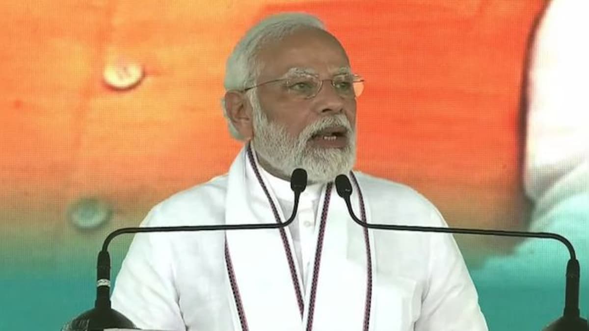 History of freedom struggle not about a few years and some people: PM Modi