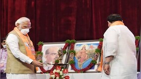 Telangana cop found snooping at BJP meet; party says would send resolutions to KCR