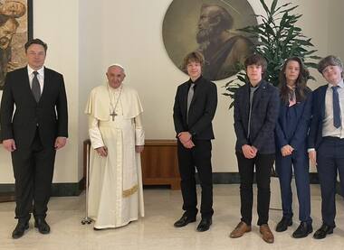 Elon Musk ends Twitter hiatus after 'feeling bored', shares photo of himself with Pope