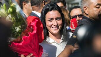 Wimbledon runner-up Ons Jabeur receives champions' welcome back home in Tunisia