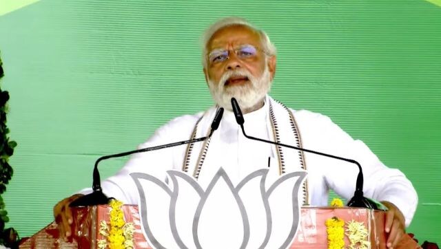 Gujarat has country's longest coastline, but no efforts made for decades to develop it, says PM Modi Gujarat has country's longest coastline, but no efforts made for decades to develop it, says PM Modi