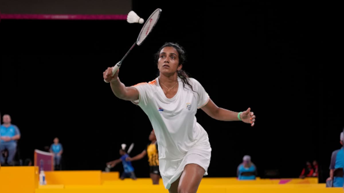 Commonwealth Games: PV Sindhu, Kidambi Srikanth sail into quarter-finals in men's, women's singles