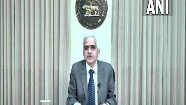 Rupee holding up well relative to emerging market peers, advanced economies: RBI Governor Shaktikanta Das