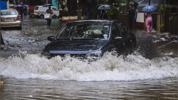 Maharashtra rains: IMD issues red alert for five districts, orange alert for Mumbai