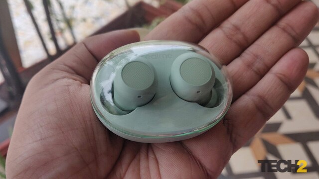 Realme Buds Air 5 Review: Good TWS earbuds that may get lost in sibling  rivalry – Firstpost