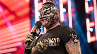 WWE Raw: Rey Mysterio marks 20th anniversary; Bloodline defeats Riddle and Street Profits
