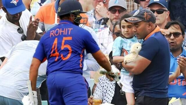 See photo: Rohit Sharma meets 6-year 