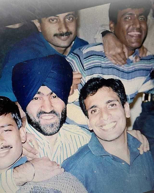 Captain SK Singh in a jubliant mood in a course get together. Image courtesy Lt Col JS Sodhi (Retd)