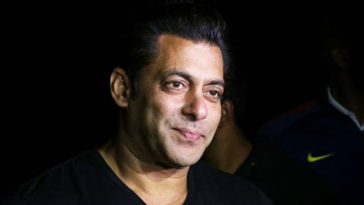 Salman Khan meets Mumbai police commissioner