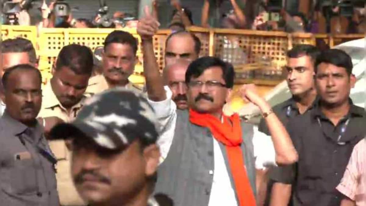 'Jhukega nahi', says Shiv Sena's Sanjay Raut before being detained by ED in Patra Chawl land scam case