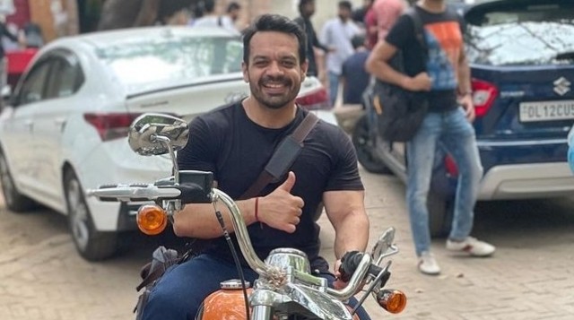 YouTuber Gaurav Taneja gets bail hours after being arrested for celebrating his birthday at a metro station YouTuber Gaurav Taneja gets bail hours after being arrested for celebrating his birthday at a metro station