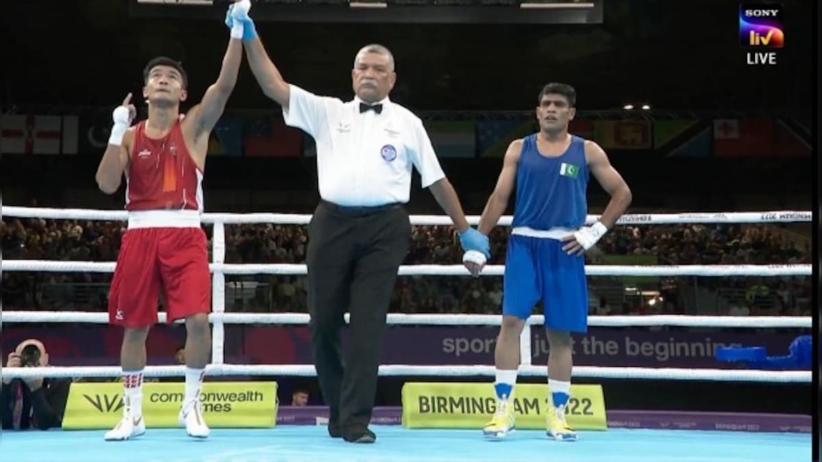 Commonwealth Games: Shiva Thapa outclasses Pakistan's Suleman Baloch in opening bout