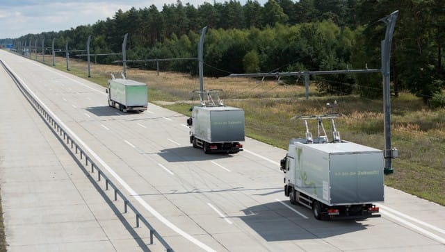 Trucks on the eHighway. Image courtesy Siemens