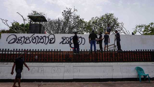 Sri Lanka crisis: Main opposition parties holding special meeting to discuss formation of new all-party government Sri Lanka crisis: Main opposition parties holding special meeting to discuss formation of new all-party government