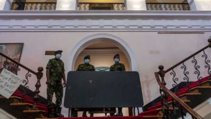Desist from violence or face consequences, Sri Lankan army warns anti-government protesters in Colombo