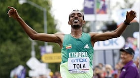 World Athletics Championships: Ethiopia's Tamirat Tola wins men's marathon