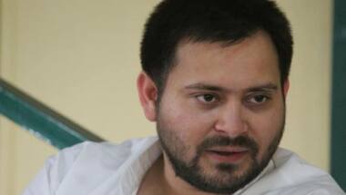 Tejashwi Yadav criticizes BJP for speaking 'jumla jhoot' to public