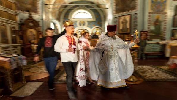 Bombshells and wedding bells: Ukraine sees wartime marriage rush
