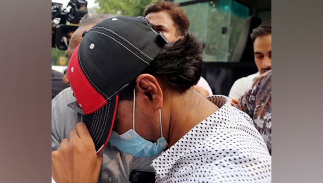 Supreme court grants bail to Mohammed Zubair in all six FIRs, disbands SIT Supreme court grants bail to Mohammed Zubair in all six FIRs, disbands SIT