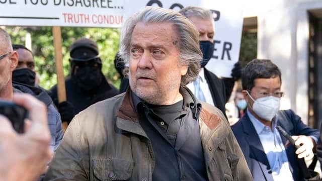 Former White House strategist Steve Bannon departs federal court, 15 November, 2021, in Washington. AP File