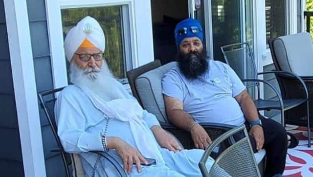 Ripudaman Singh Malik (left) with his son. In recent years, Malik managed schools and was president of the Vancouver-based Khalsa Credit Union. Image courtesy: Jaspreet Singh Malik/Facebook