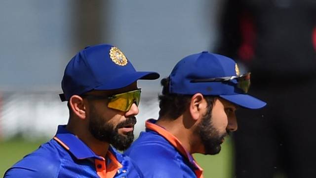 Rohit Sharma comes in defence of Virat Kohli, says Kapil Dev doesn't know what goes inside the team Rohit Sharma comes in defence of Virat Kohli, says Kapil Dev doesn't know what goes inside the team