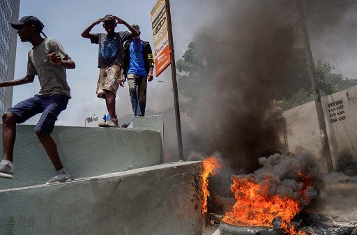 Haiti: At least 90 killed in gang violence as country slides into chaos Haiti: At least 90 killed in gang violence as country slides into chaos