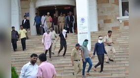 BJP MP Anil Bonde and Amravati MP Navneet Rana allege police suppression in the murder of chemist