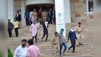 BJP MP Anil Bonde and Amravati MP Navneet Rana allege police suppression in the murder of chemist