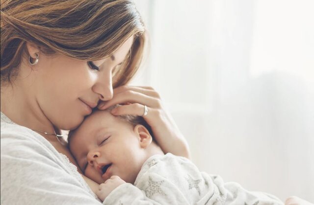 Here are five tips to balance motherhood and work life for new moms Here are five tips to balance motherhood and work life for new moms