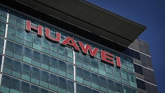 US bans Huawei, ZTE telecoms gear over security concerns