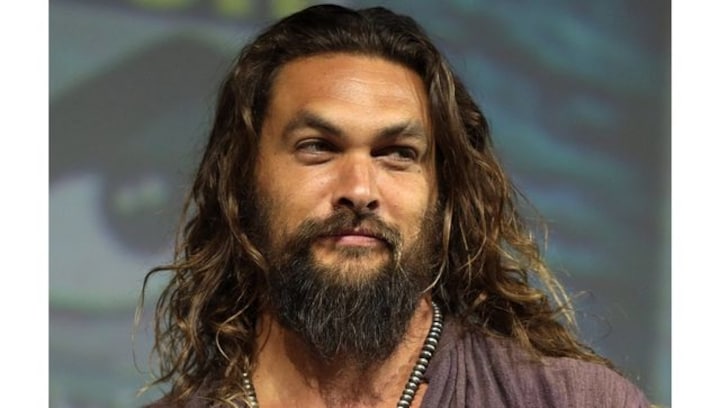 Watch: Jason Momoa turns Aquaman, distributes water to flight passengers