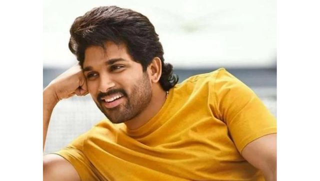 Allu Arjun leads India Day Parade with wife Sneha Reddy in New York Allu Arjun leads India Day Parade with wife Sneha Reddy in New York